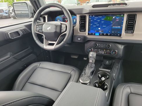 New 2026 Ford Bronco Outer Banks AWD/4WD image 13