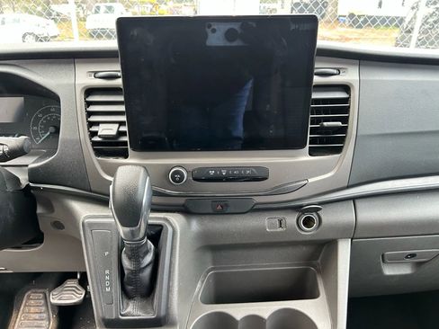 Used 2022 Ford Transit 350 XLT image 25