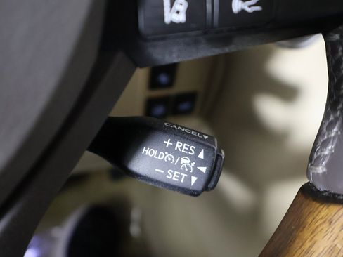 Used 2016 Lexus LX 570 4WD image 49