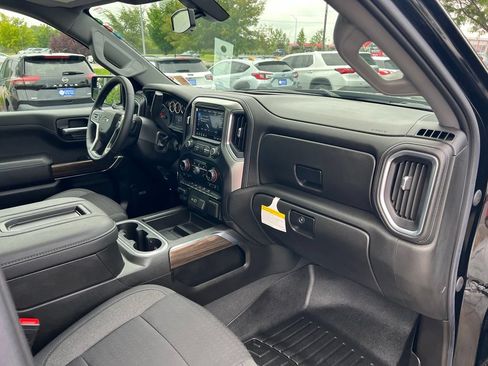 Used 2021 Chevrolet Silverado 1500 RST w/ Redline Edition AWD/4WD image 34