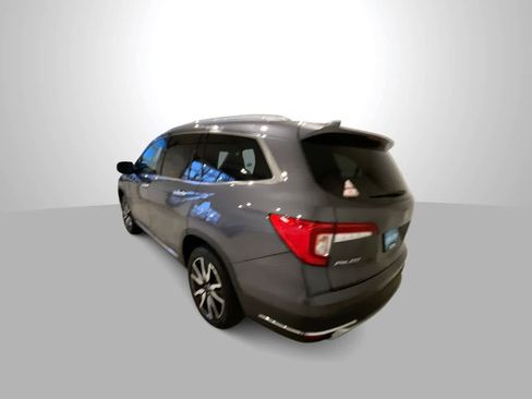 Used 2021 Honda Pilot Touring image 6