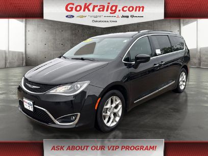 Used 2019 Chrysler Pacifica Touring-L