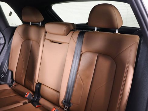 Used 2021 Audi Q3 2.0T Premium Plus image 33