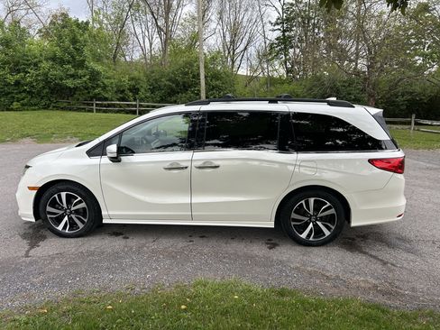 Used 2019 Honda Odyssey Elite image 7