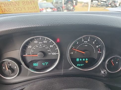 Used 2013 Jeep Wrangler Unlimited Sport image 18