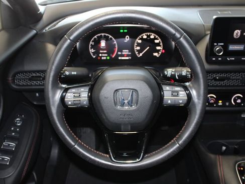 Used 2025 Honda HR-V Sport image 11