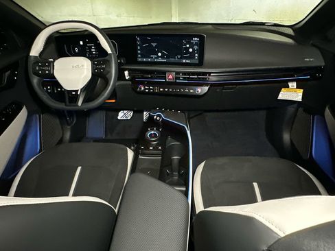 New 2025 Kia EV6 GT-Line image 18