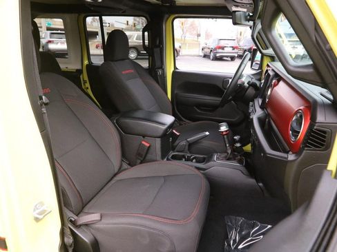Used 2022 Jeep Wrangler Unlimited Rubicon image 30