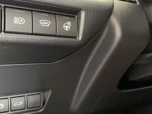 Used 2025 Toyota Prius Limited FWD image 16