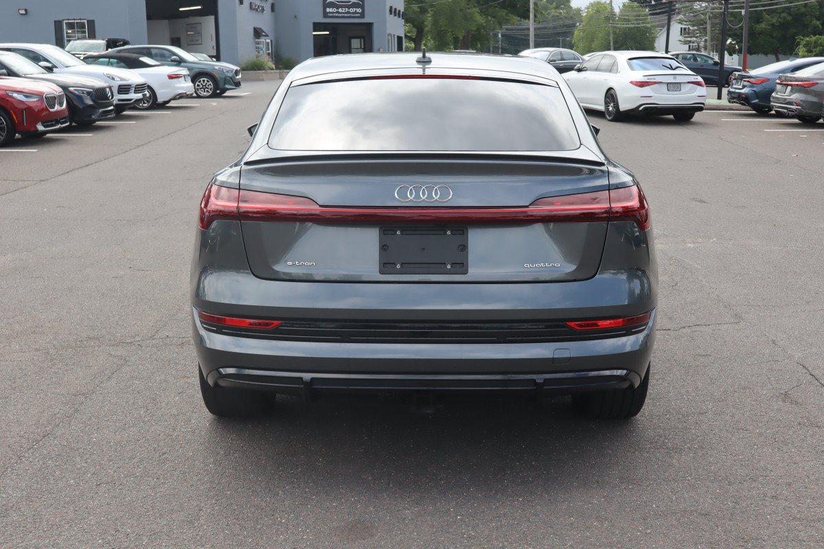 Used 2021 Audi e-tron Prestige w/ Prestige Package AWD/4WD image 6
