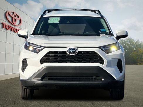 Certified 2025 Toyota RAV4 XLE image 8