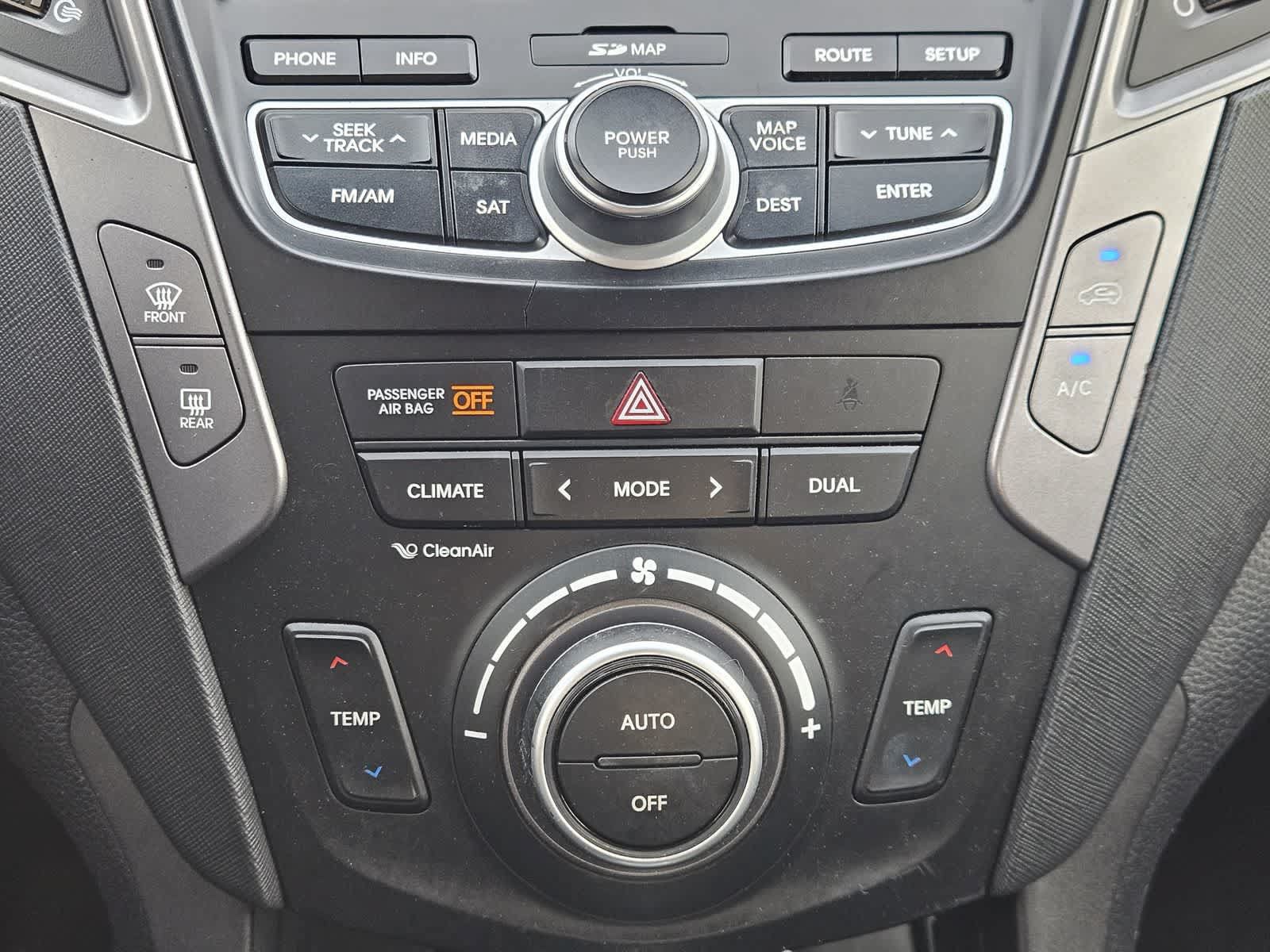 Used 2015 Hyundai Santa Fe Sport 2.0T w/ Option Group 05 AWD/4WD image 16