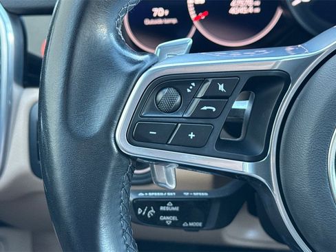 Used 2021 Porsche Cayenne Coupe image 29