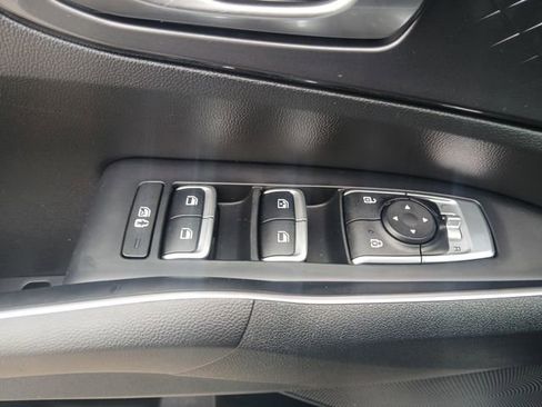 Certified 2023 Kia Sorento LX image 30