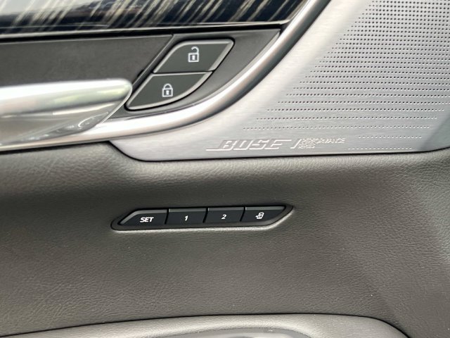 Certified 2024 Cadillac XT6 Premium Luxury AWD/4WD image 18