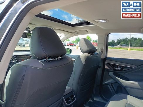 Used 2025 Subaru Outback Onyx Edition AWD/4WD image 17