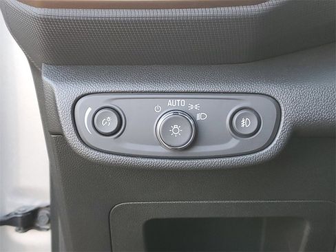 Used 2023 Chevrolet TrailBlazer ACTIV w/ Convenience Package image 9