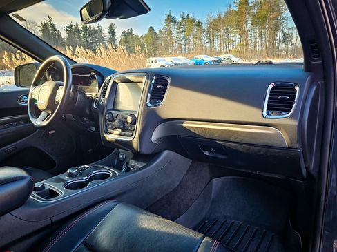 Used 2017 Dodge Durango R/T w/ Technology Group image 48