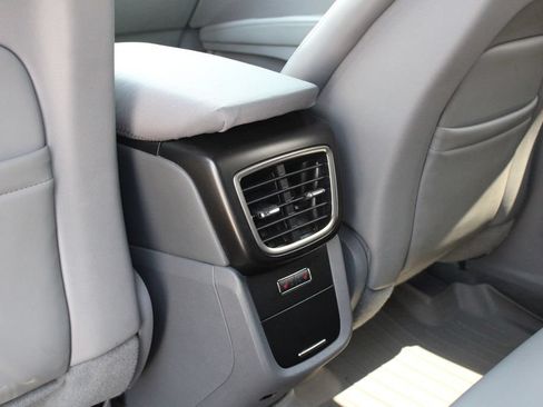 Used 2020 Lincoln Nautilus Reserve w/ Equipment Group 201A AWD/4WD image 23