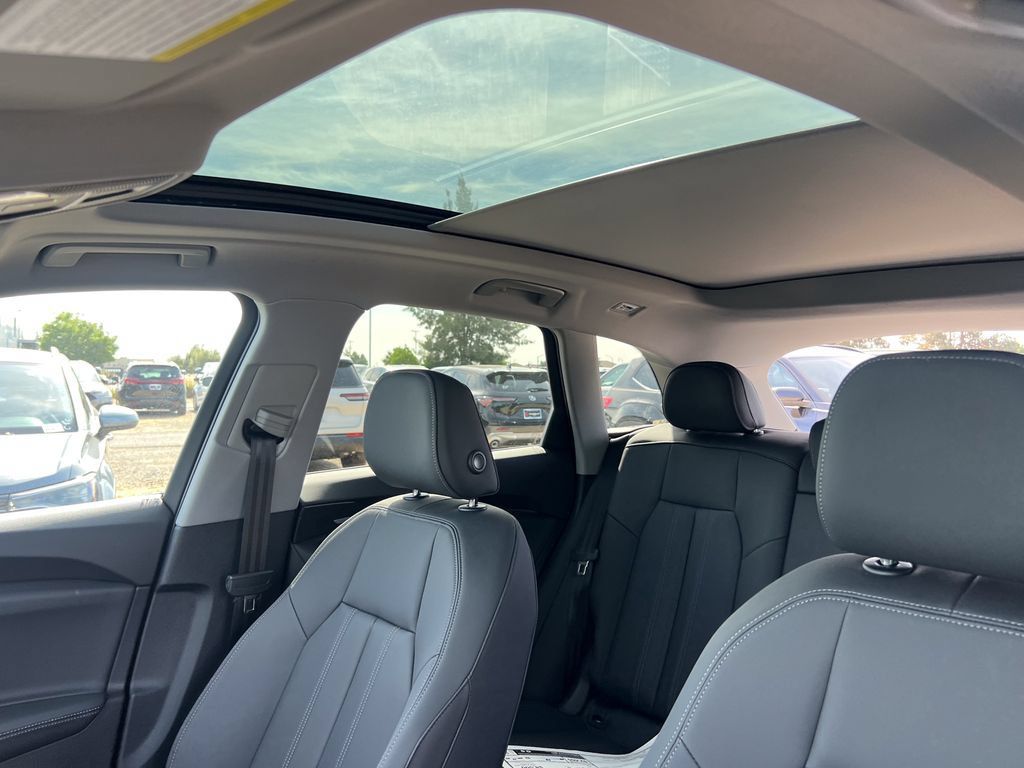 New 2026 Audi Q5 Premium Plus AWD/4WD image 23