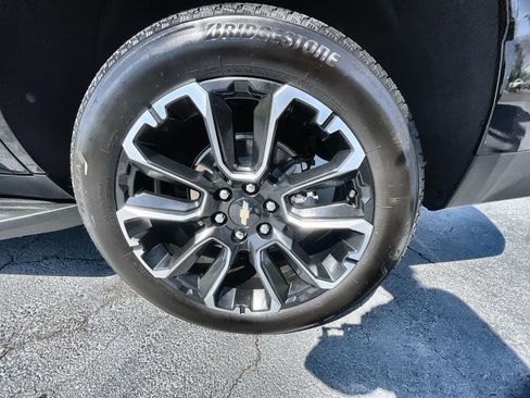 Used 2024 Chevrolet Tahoe LT image 34