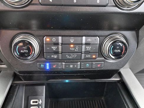 Used 2020 Ford F150 Raptor w/ Equipment Group 802A Luxury AWD/4WD image 26