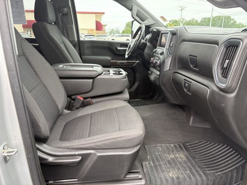 Used 2023 Chevrolet Silverado 2500 LT w/ Convenience Package AWD/4WD image 18