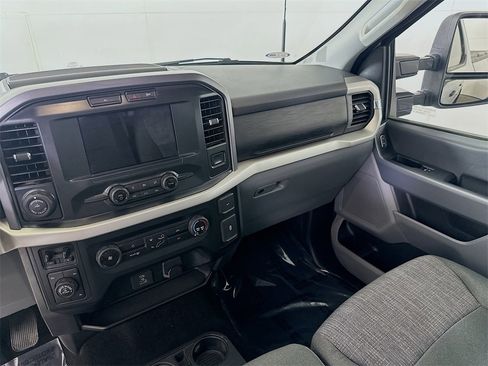 Used 2022 Ford F150 XLT w/ Trailer Tow Package image 19