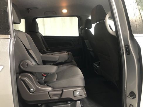 Used 2019 Honda Odyssey EX image 10