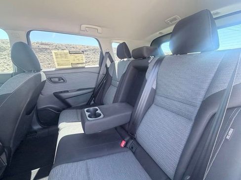 Certified 2021 Nissan Rogue S FWD image 24