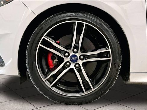 Used 2017 Ford Focus ST FWD image 8