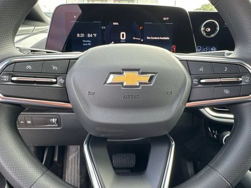 New 2026 Chevrolet Equinox EV LT FWD image 23