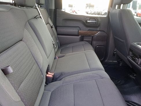 Used 2021 Chevrolet Silverado 1500 LT Trail Boss w/ Bed Protection Package image 8