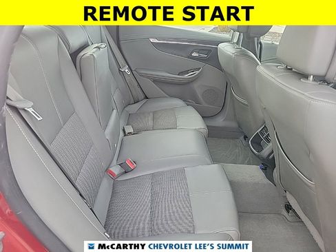 Used 2014 Chevrolet Impala LT w/ Convenience Package image 19