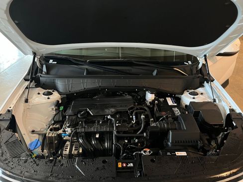 Used 2025 Hyundai Kona SEL image 32