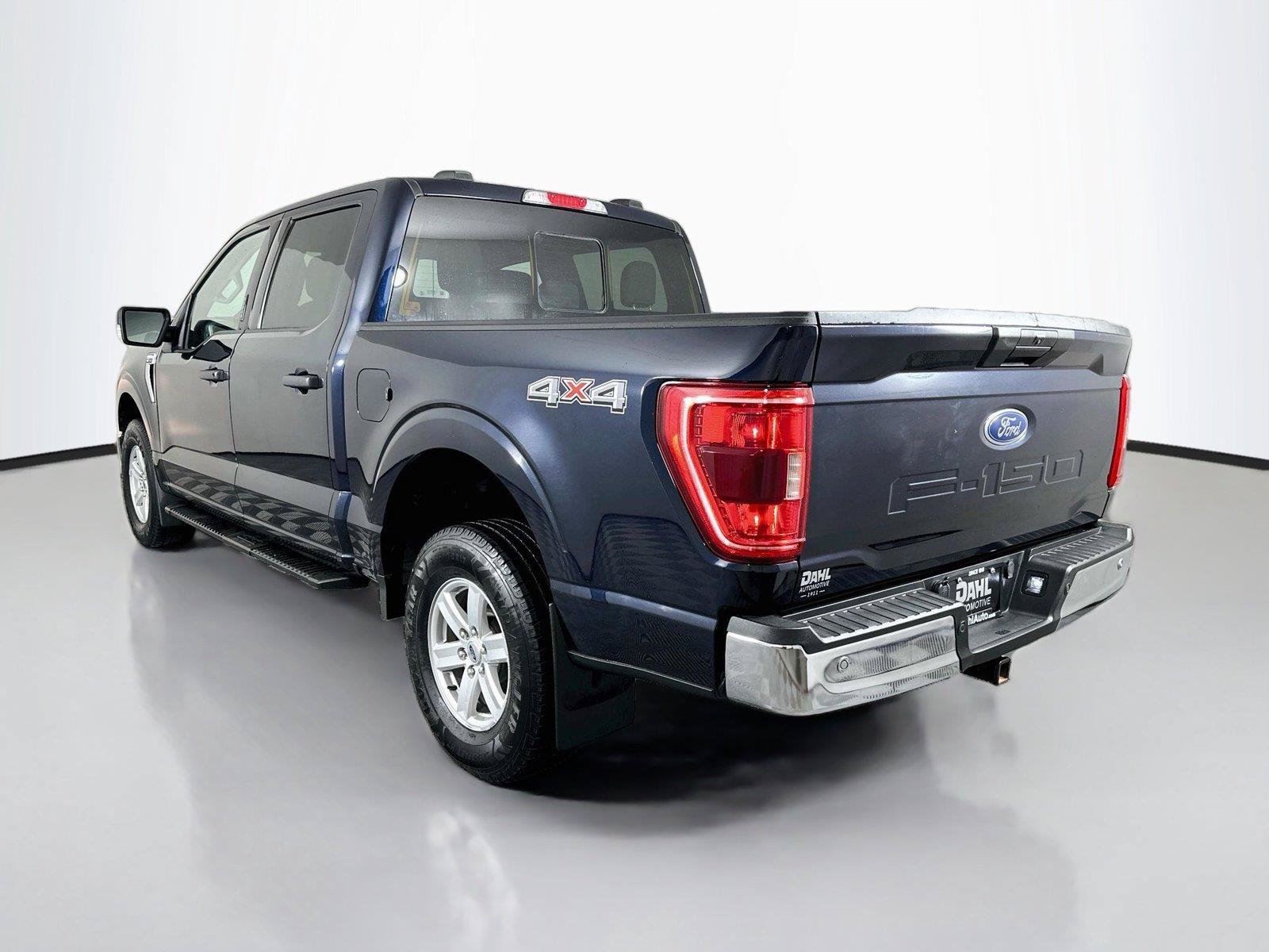 Used 2021 Ford F150 XLT w/ Equipment Group 301A Mid AWD/4WD image 10