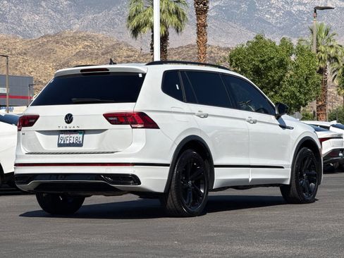 Used 2023 Volkswagen Tiguan SE R-Line FWD image 3