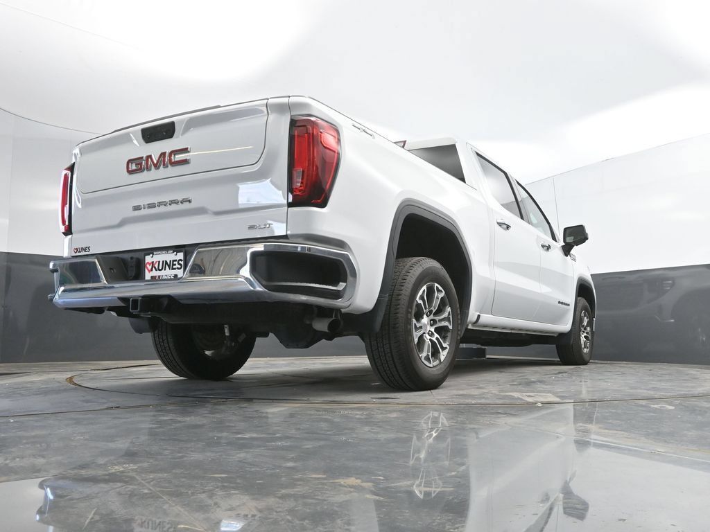 Used 2024 GMC Sierra 1500 SLT AWD/4WD image 40