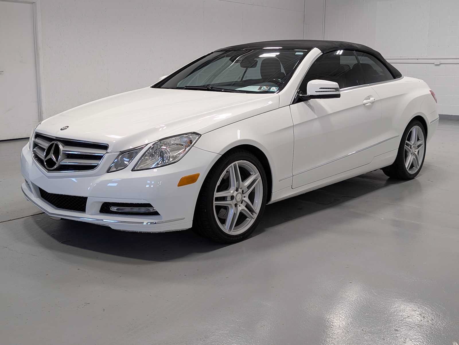 Used 2013 Mercedes-Benz E 350 Cabriolet image 2