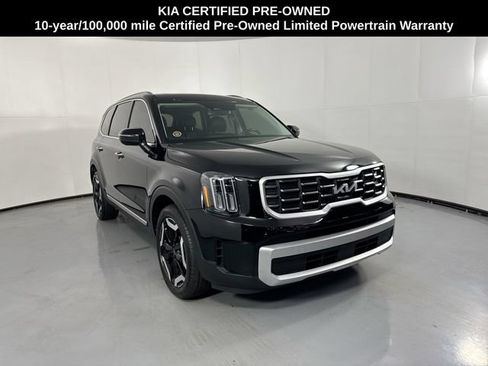 Certified 2024 Kia Telluride S w/ S Sunroof Package AWD/4WD image 3
