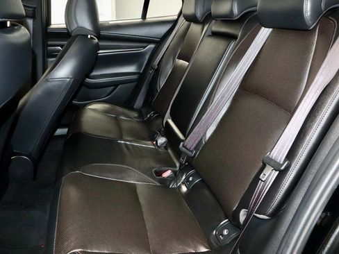 Used 2022 MAZDA MAZDA3 s image 23