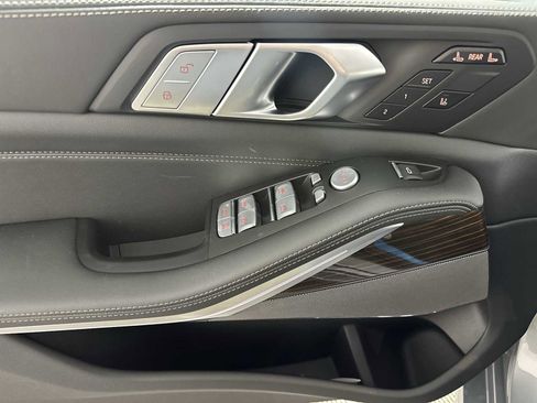 New 2026 BMW X7 xDrive40i image 13