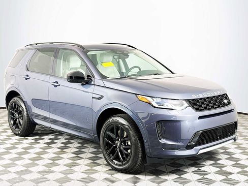 New 2025 Land Rover Discovery Sport S image 3