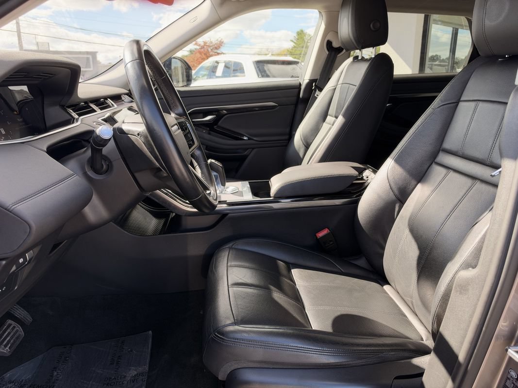 Used 2021 Land Rover Range Rover Evoque SE AWD/4WD image 12