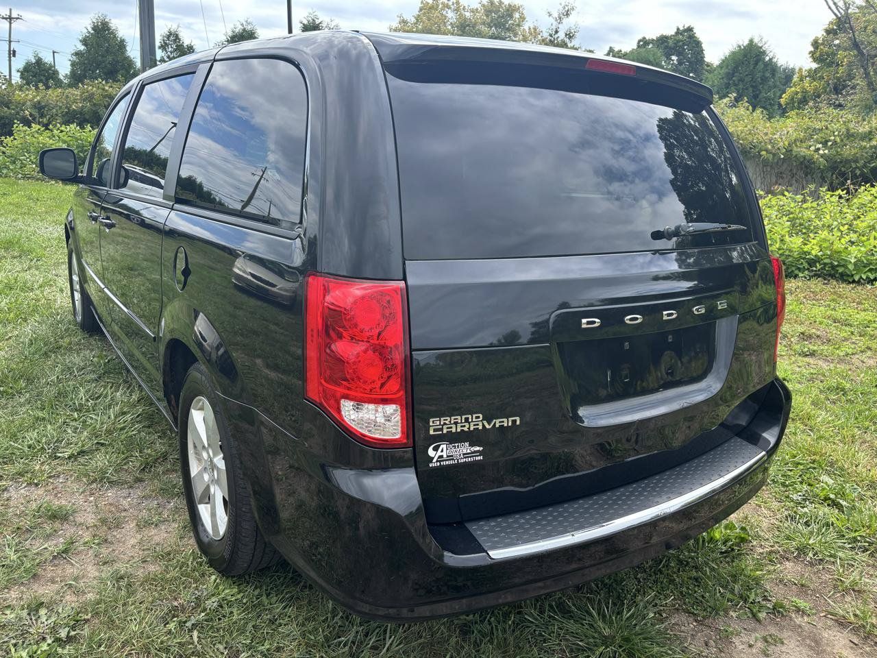 Used 2013 Dodge Grand Caravan SE FWD image 7