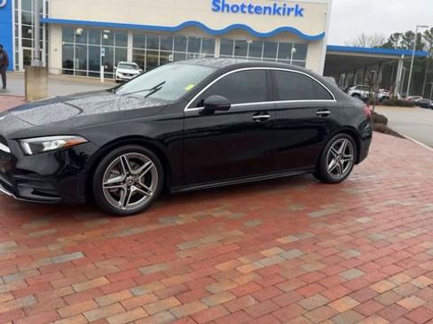 Used 2022 Mercedes-Benz A 220 image 7