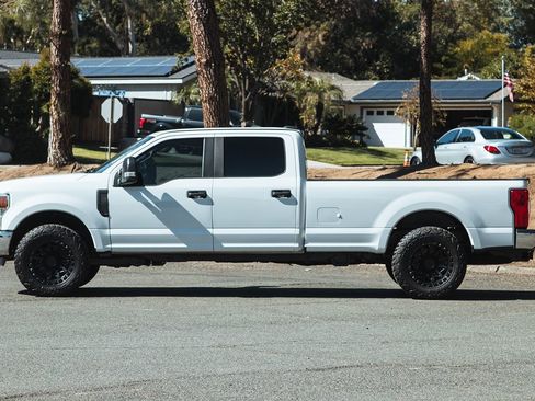 Used 2022 Ford F250 XL w/ STX Appearance Package image 5
