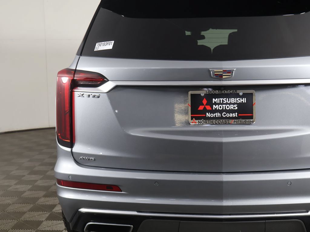 Used 2024 Cadillac XT6 Luxury w/ LPO, Floor Liner Package AWD/4WD image 15