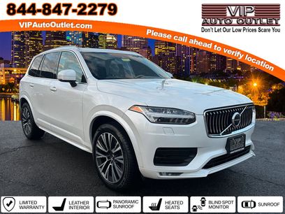 Used 2021 Volvo XC90 T6 Momentum