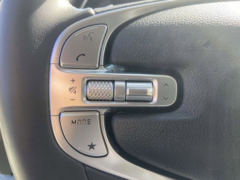 Used 2023 Genesis GV70 2.5T w/ Select Package image 23